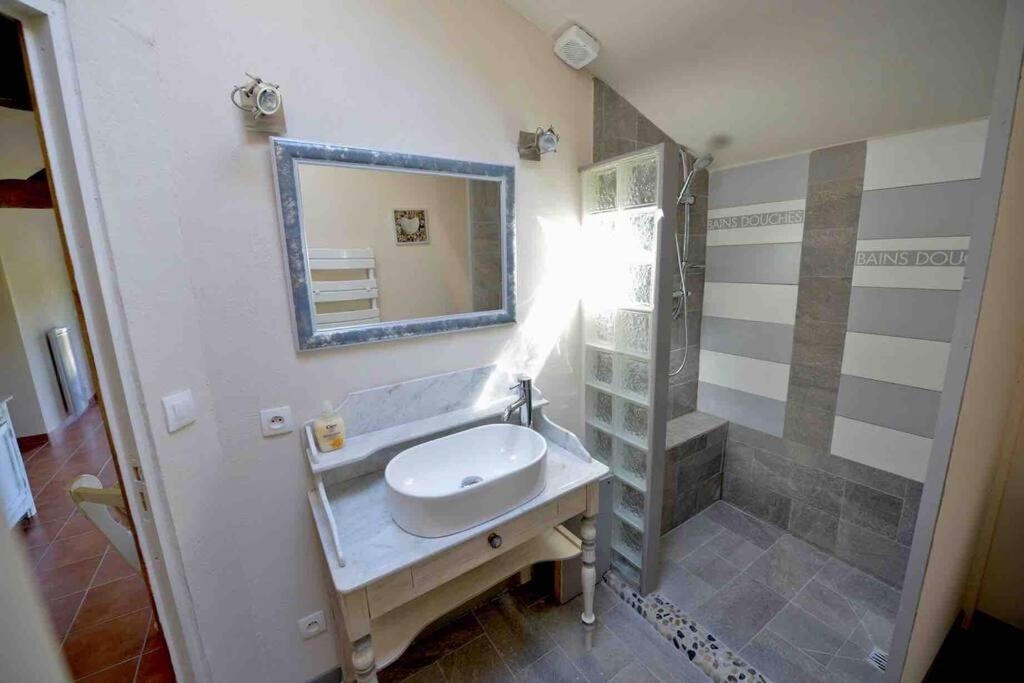 La Frapperie Bed & Breakfast La Pommeraie-sur-Sèvre Екстериор снимка